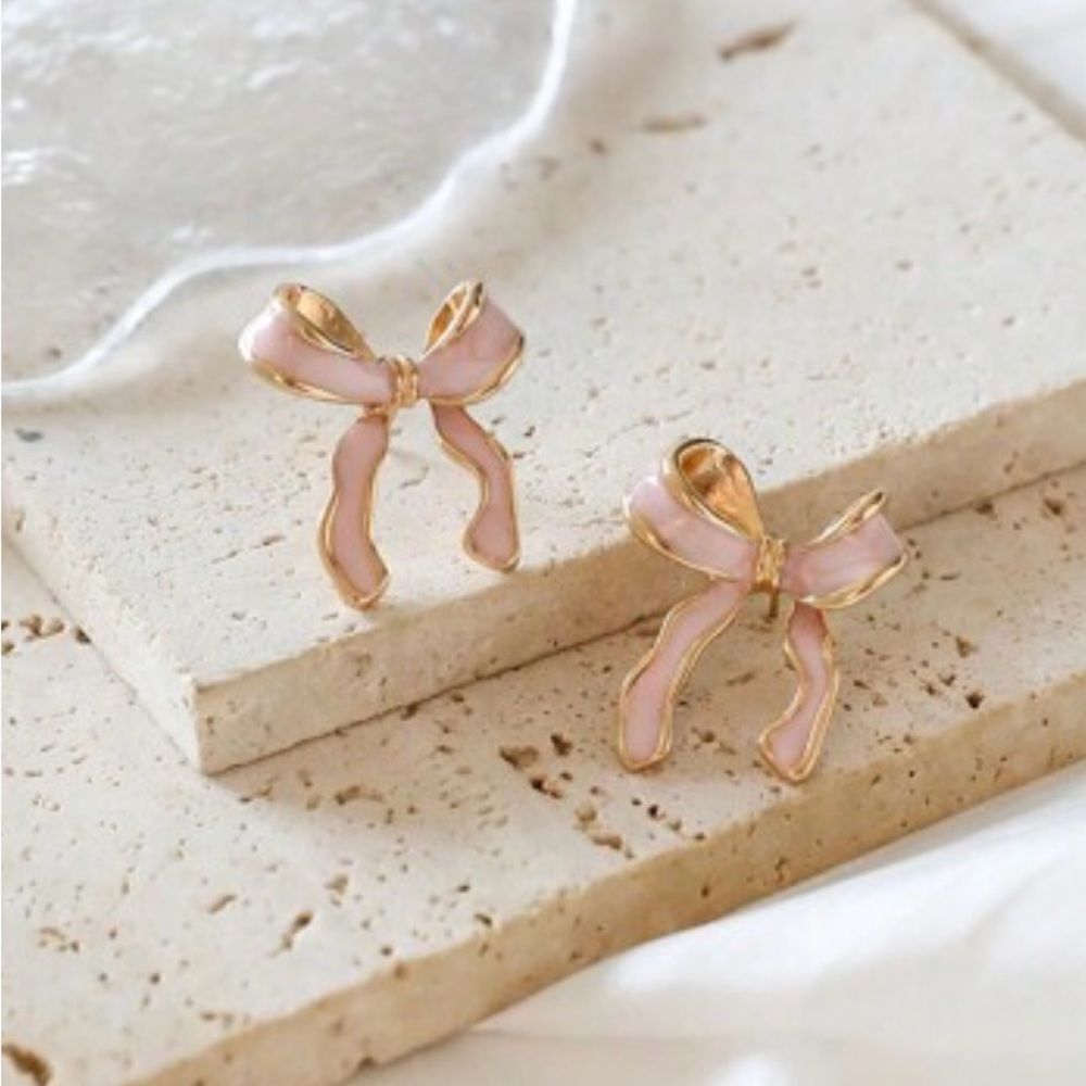 Pink bow earrings M78